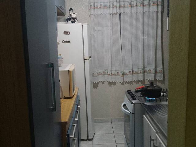 Apartamento para Venda em Carapicuíba - 4