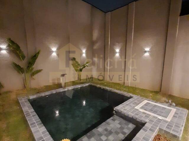 Casa para Venda em Santana de Parnaíba - 4