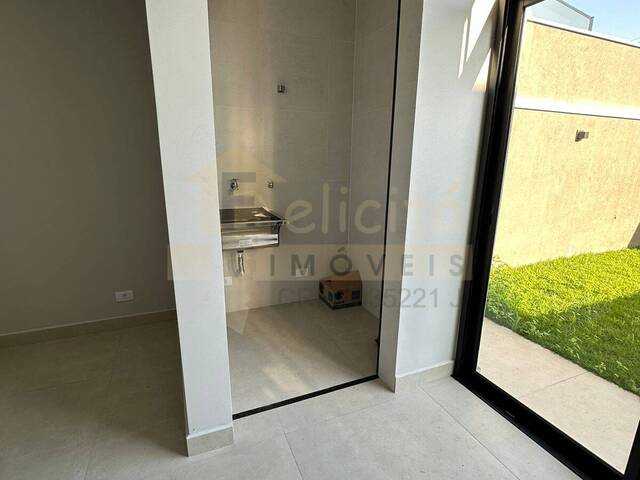 Casa para Venda em Santana de Parnaíba - 5