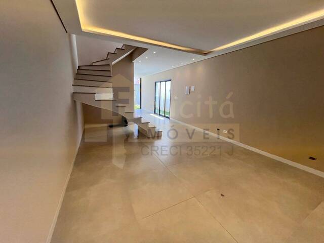 #1667 - Casa para Venda em Santana de Parnaíba - SP - 3