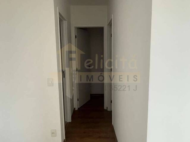 Apartamento para Venda em Carapicuíba - 4