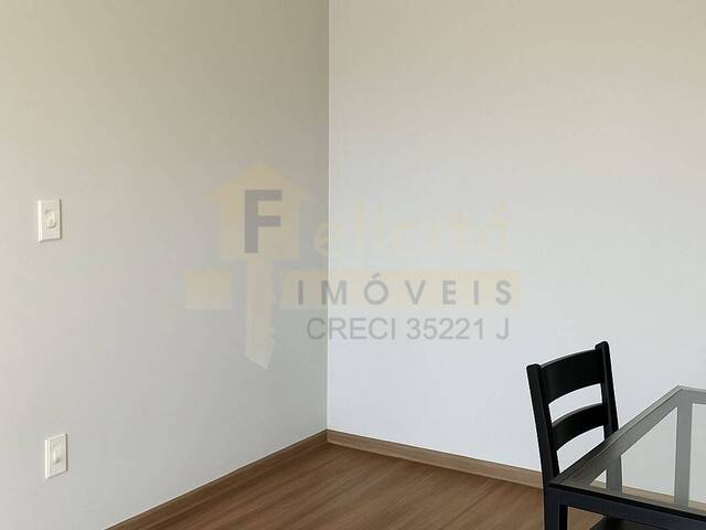 Apartamento para Venda em Carapicuíba - 4