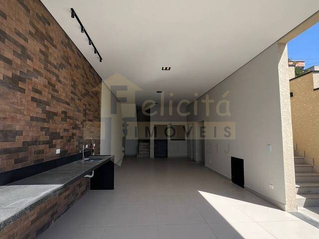 Casa para Venda em Santana de Parnaíba - 5