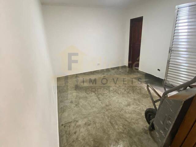 Casa para Venda em Carapicuíba - 4