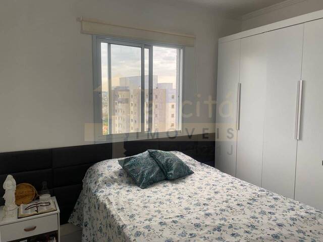 Apartamento para Venda em Carapicuíba - 4