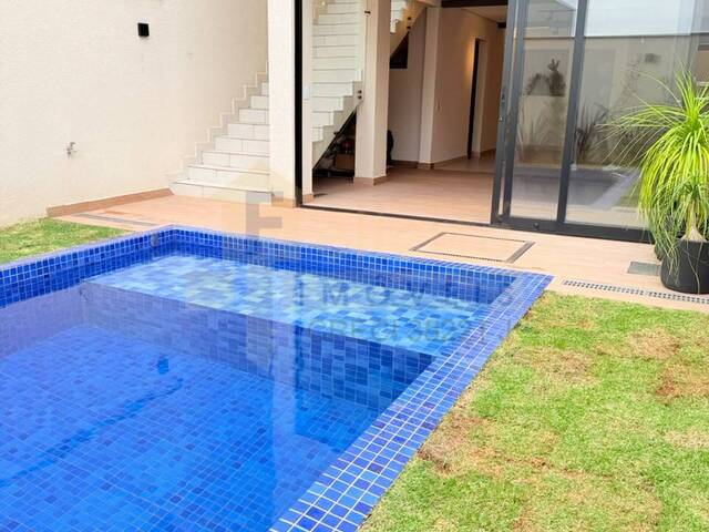 Casa para Venda em Santana de Parnaíba - 5