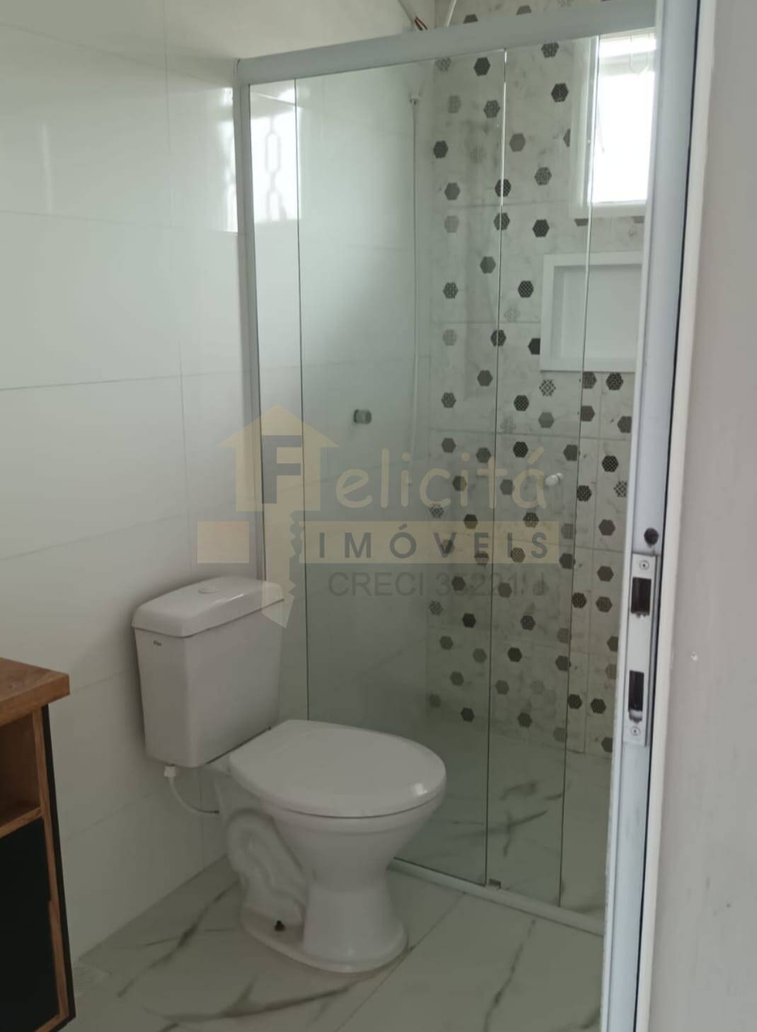 Vende se casa belíssima no condomínio jardim das flores em Itapevi - 1